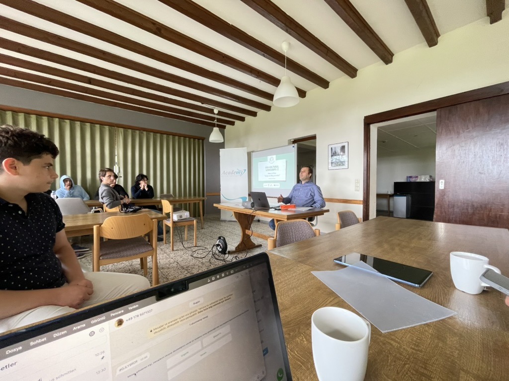 WhatsApp Image 2025-10-31 at 17.35.57